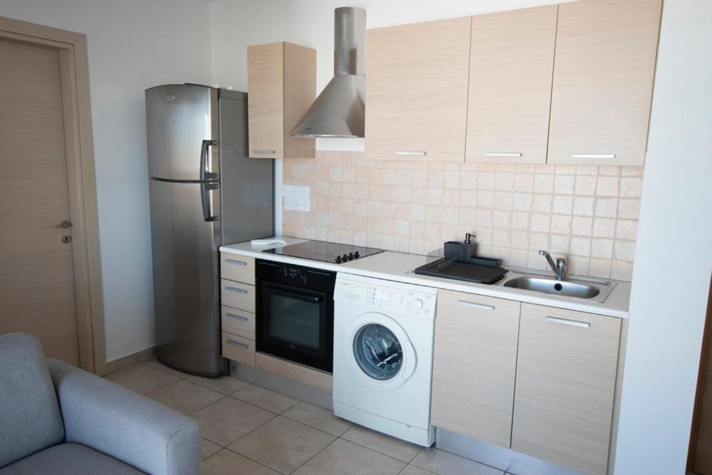 Glabur Stays - The Sunny Atelier - Nicosia City, Free Parking & Wifi, Welcomes You!!! Zewnętrze zdjęcie